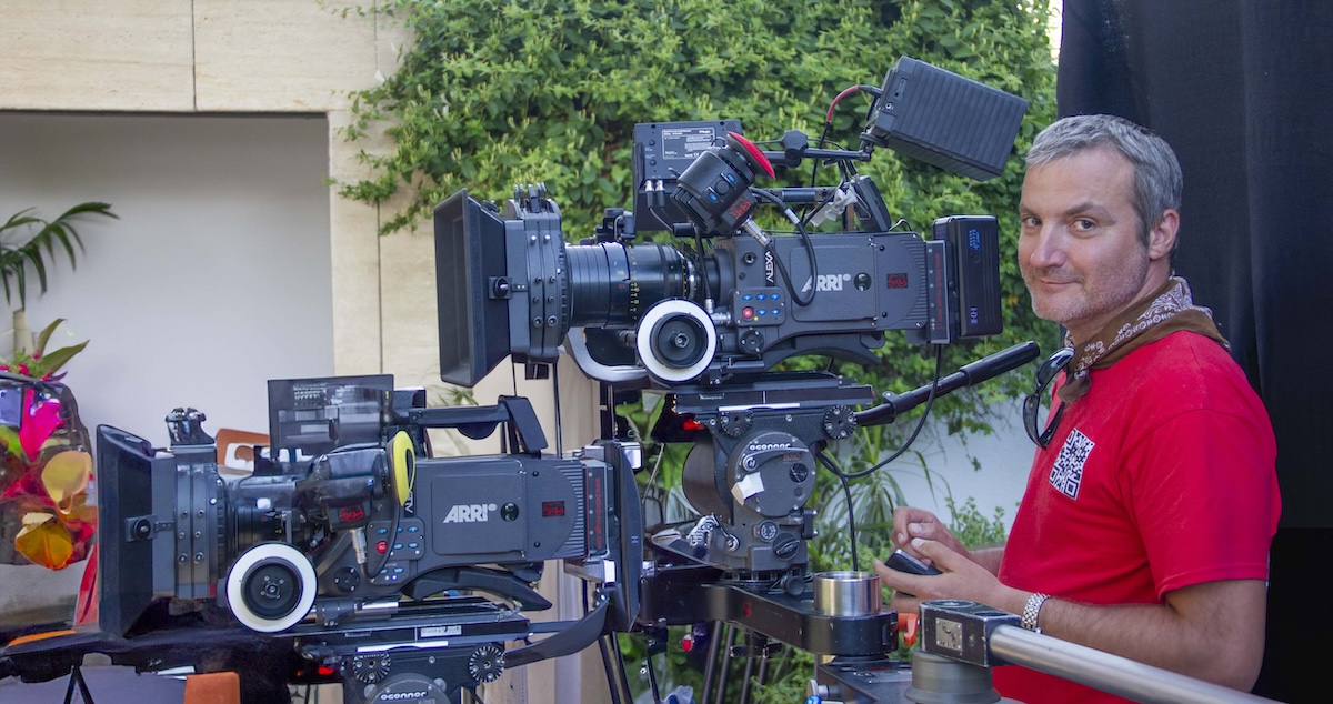 Max Lemnij on set